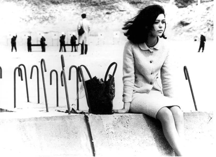 타인의 얼굴 (35mm)